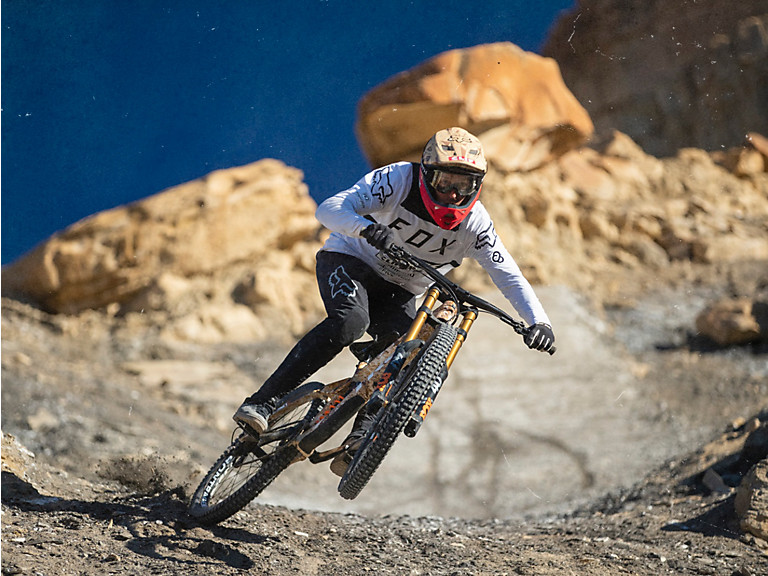 Shimano e Trek apresentam Return to Earth 3