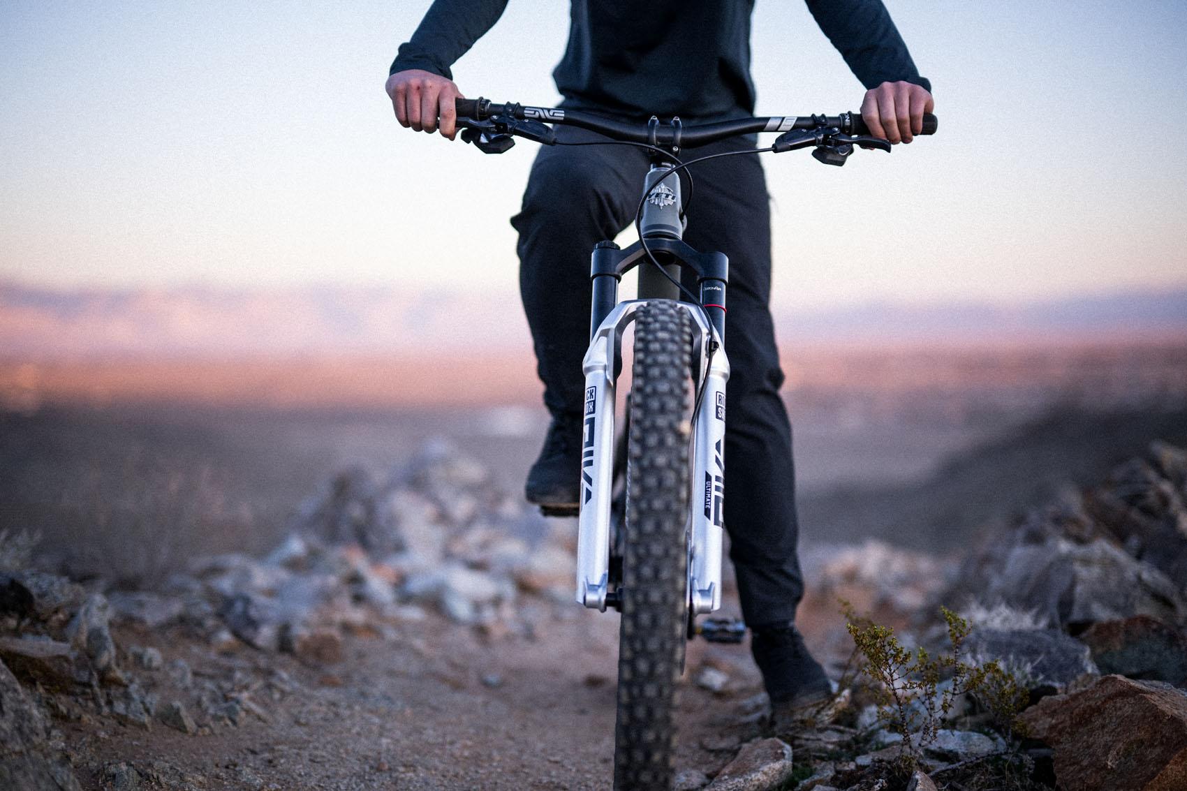 Bicicletas con sales horquilla rock shox