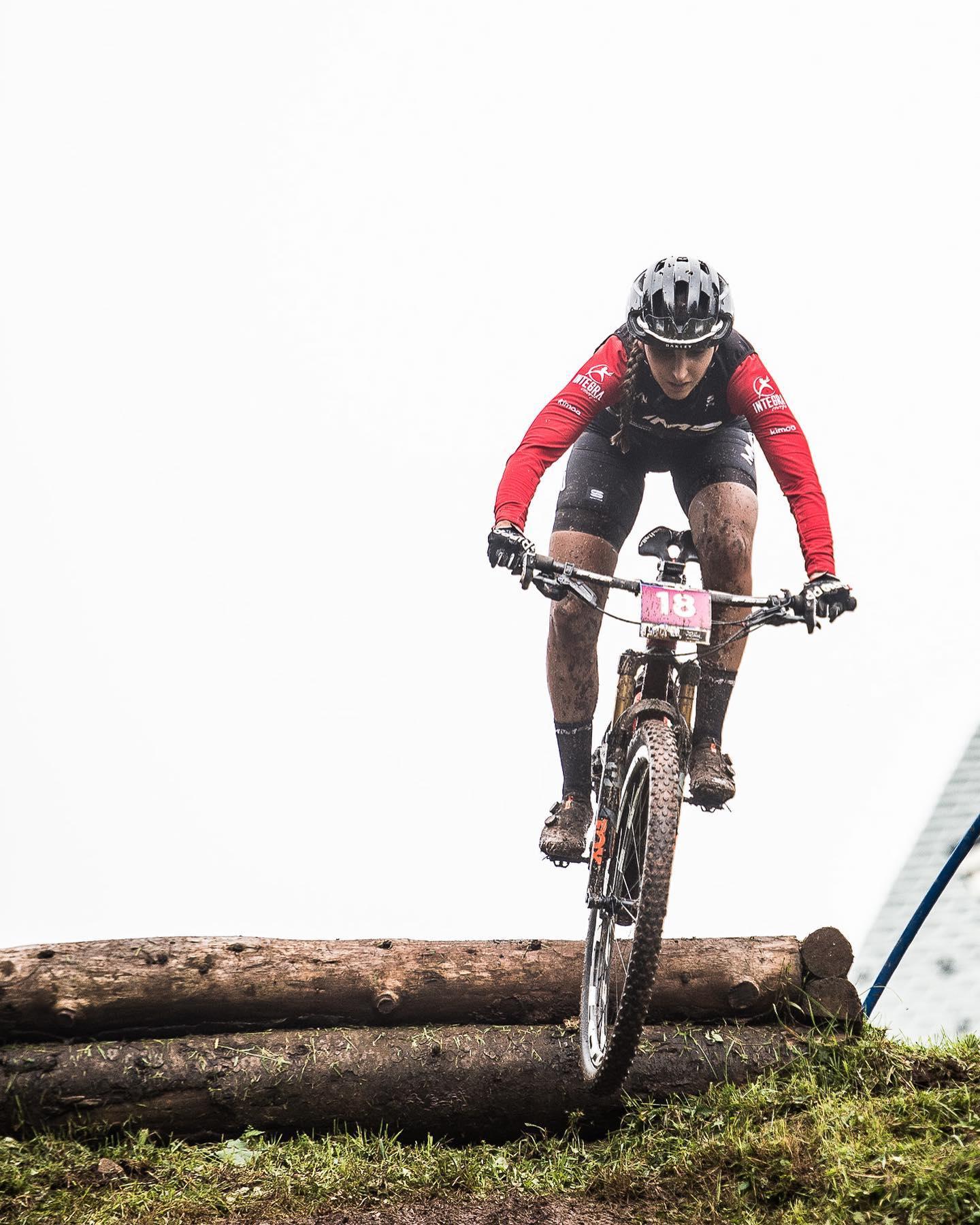 Artur Mendonça (BTT Loulé/Elevis) competes at the World