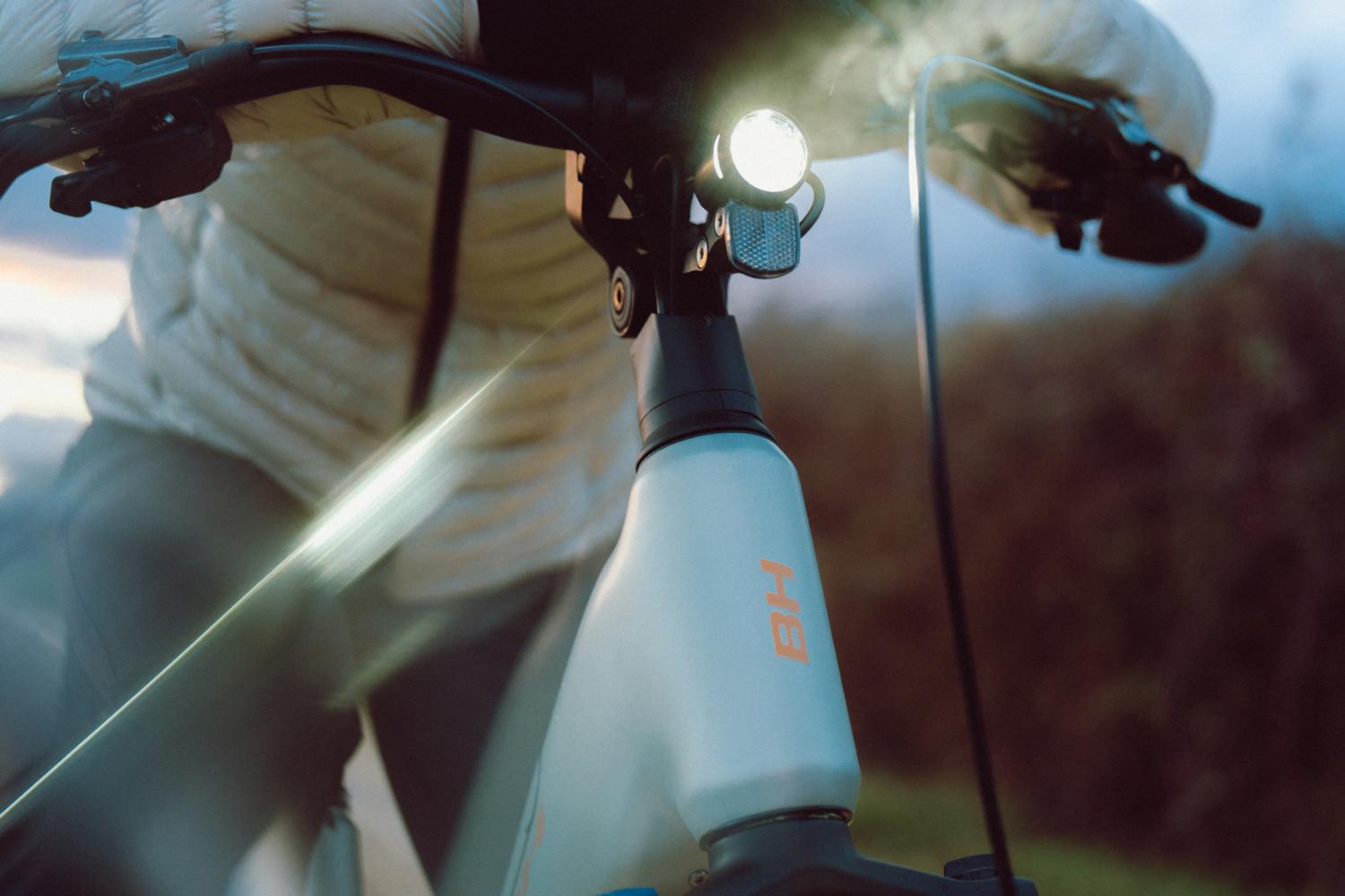 Nova e-bike BH Atom+ NX SUV: versátil para cidade, estrada e trilhos ...